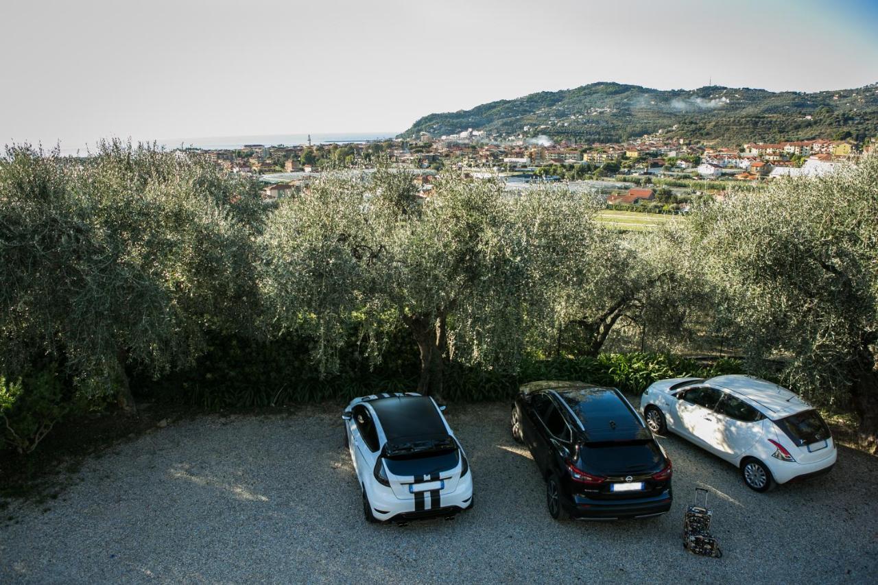 Le Raganelle Ξενοδοχείο Oneglia Εξωτερικό φωτογραφία