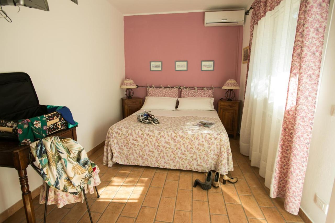 Le Raganelle Ξενοδοχείο Oneglia Εξωτερικό φωτογραφία
